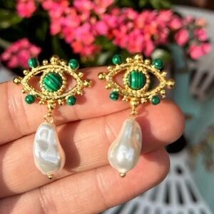 Pearl Eye Malachite Elegant Gold Earrings